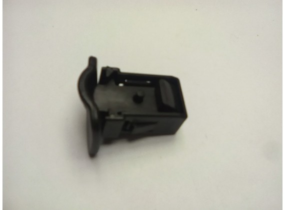 Zámek krytu palivové nádrže