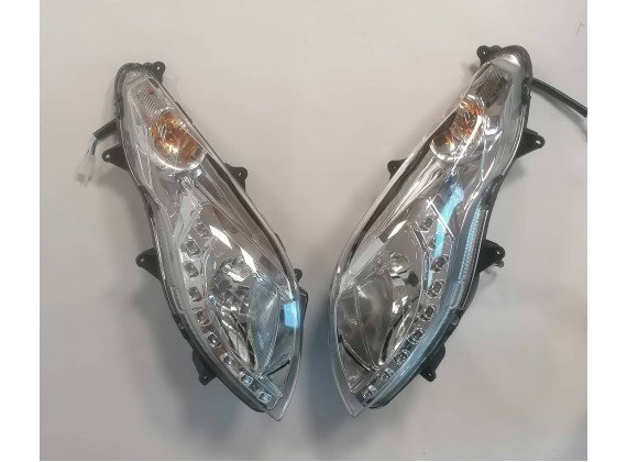 Prední svetla Grand Tour