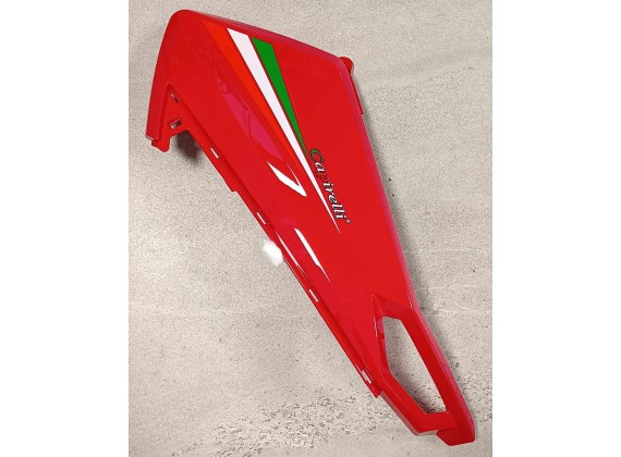 Pravý prední kryt cervený New Maximus 