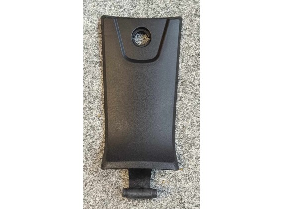 Kryt /dvírka/nádrže New Maximus