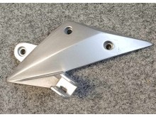 Držák levé stupacky Maximus