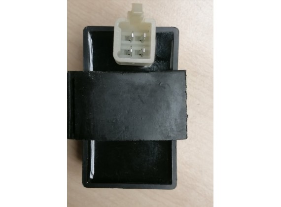 Regulacní relé CDI 4 piny/rídící jednotka svetel/ Grande Porto 