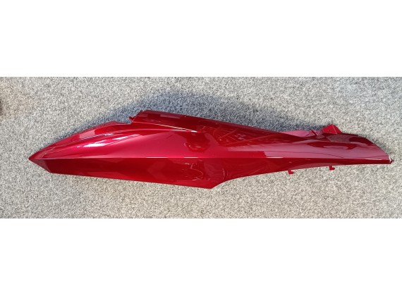 Pravy bocni/podsedlovy/plast cerveny Trento